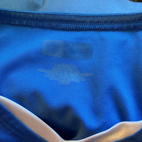 Ladies size small/kids 10-12? Detroit Lions Jersey - Picture 4 of 4